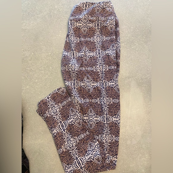 LuLaRoe Colorful Patterned Leggings Set - One Size - Picture 4 of 12